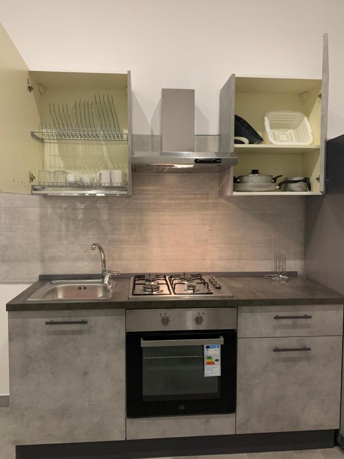 Miris Apartment Fast Comfortable Naples Airport Capodichino 25 Minutes Walk Self Check-In Eksteriør bilde
